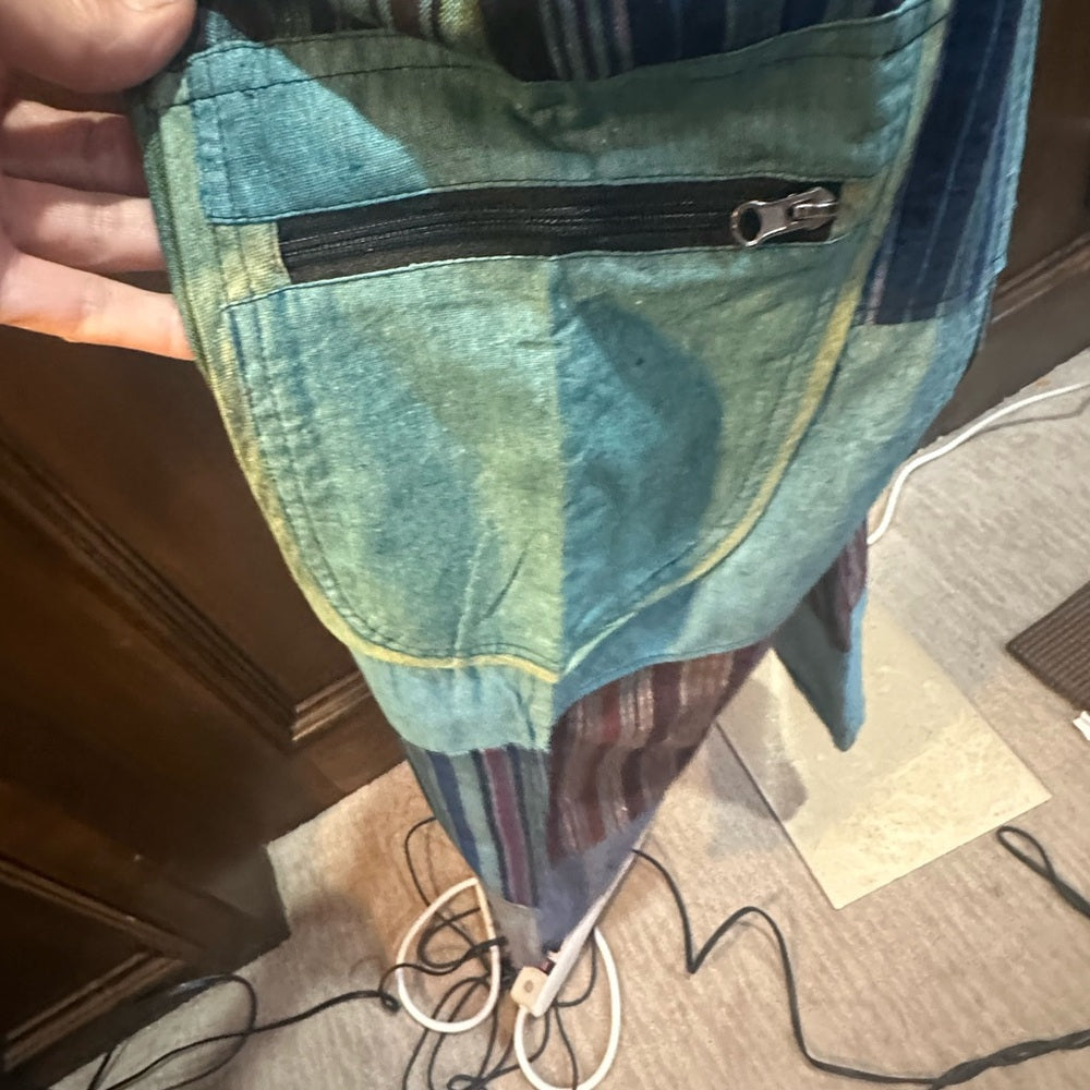 NWT SIZE S/M will fit a L Colorful Patchwork Women's Cropped Pants