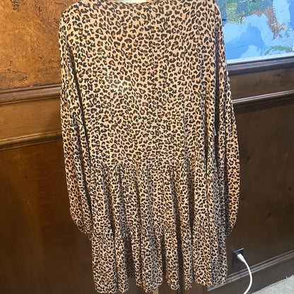NWT SIZE L Easel Leopard Print Tunic in Tan