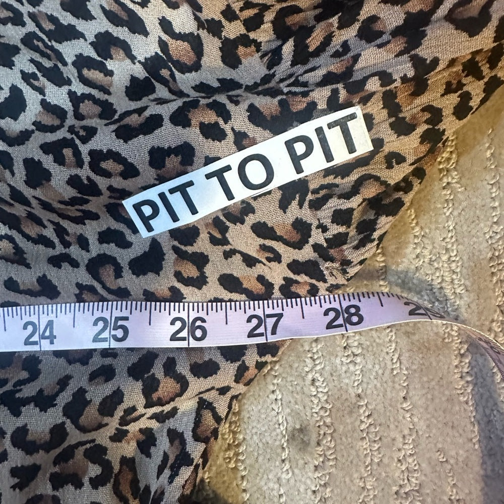 NWT SIZE L Easel Leopard Print Tunic in Tan