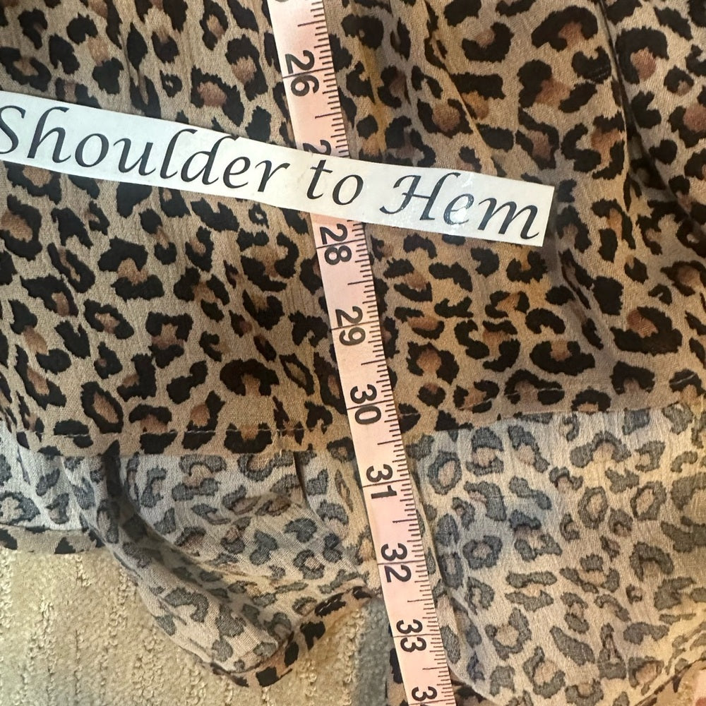 NWT SIZE L Easel Leopard Print Tunic in Tan