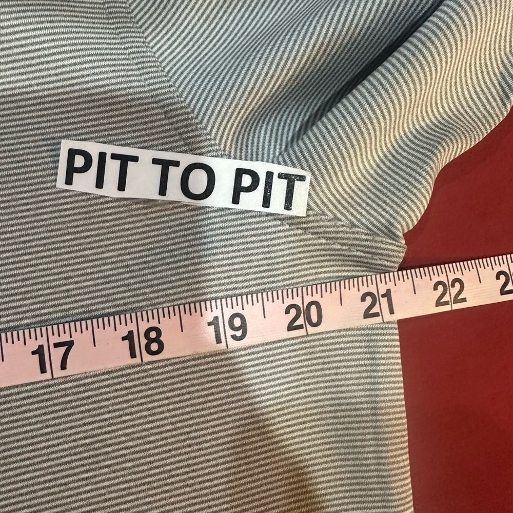 NWT SIZE S Hickey Freeman Men's Light Gray Zip-Up Sweater