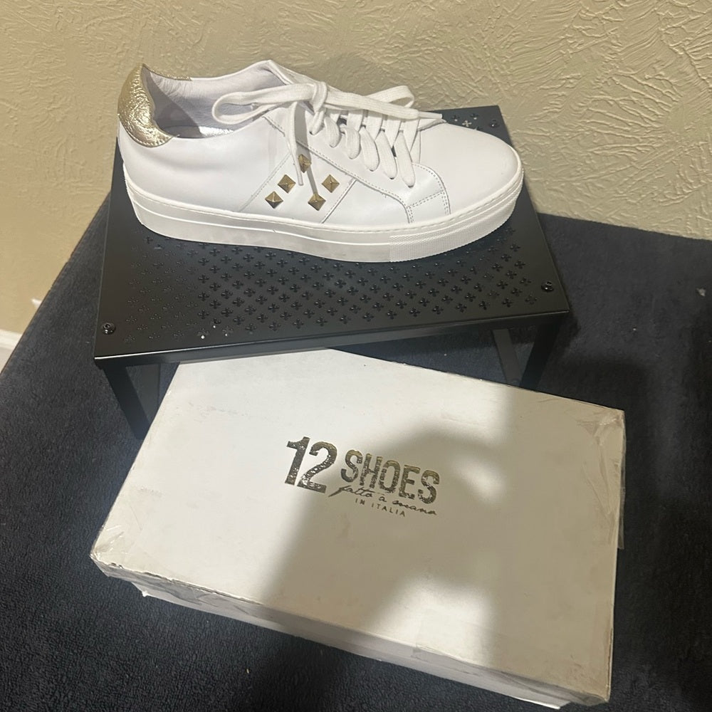 400. NEW SIZE 40/9-9.5 Elegant White Women's Sneakers with Stud Accents