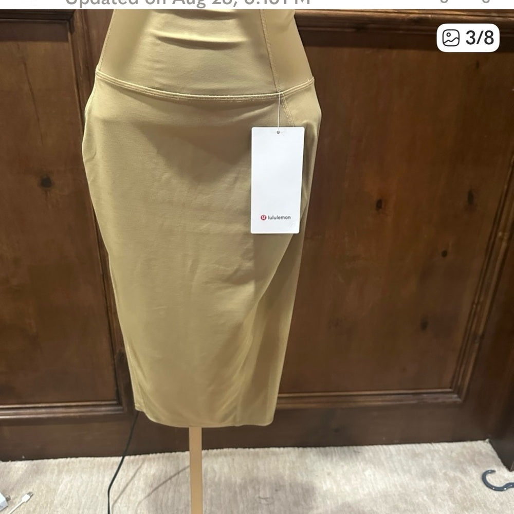 NWT SIZE 2 Lululemon athletica Beige Midi Skirt