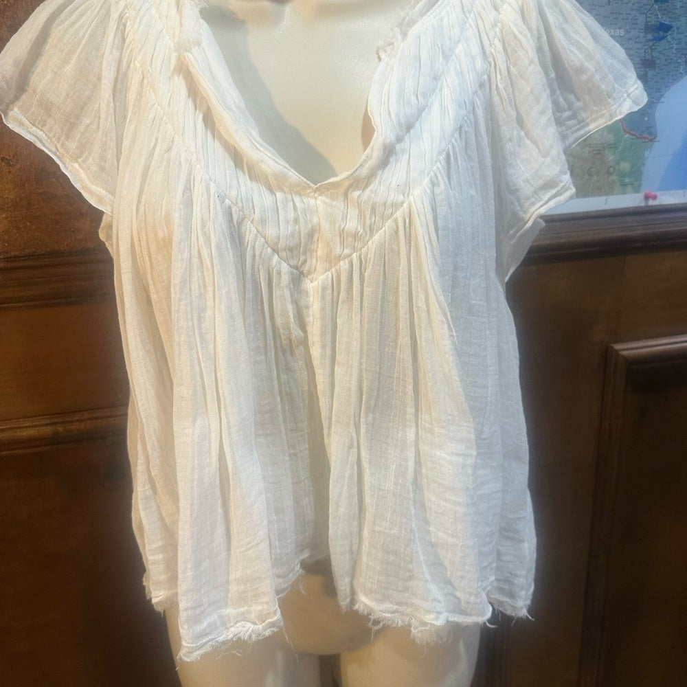 SIZE S/M OVERSIZED Free People Ivory Pleated Crop Top