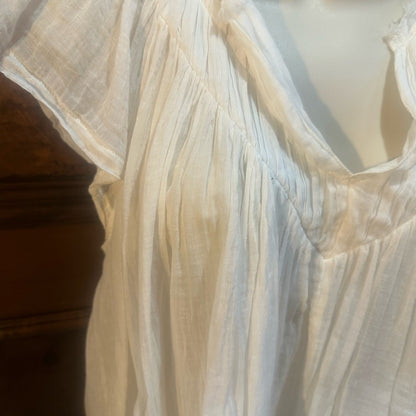 SIZE S/M OVERSIZED Free People Ivory Pleated Crop Top