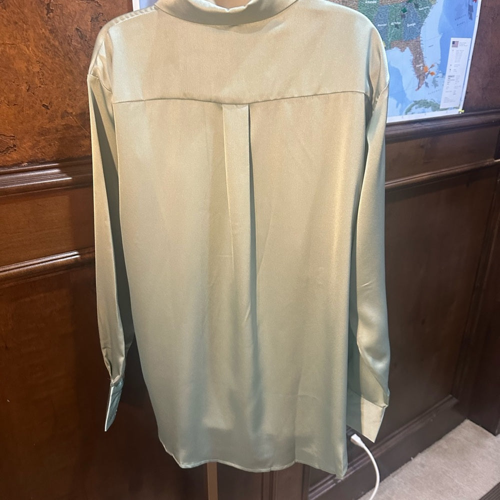 NWT SIZE M LBLC the Label Satin Button-Down Shirt - Soft Green