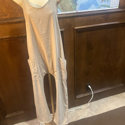 SIZE L Elegant Cream Jumpsuit