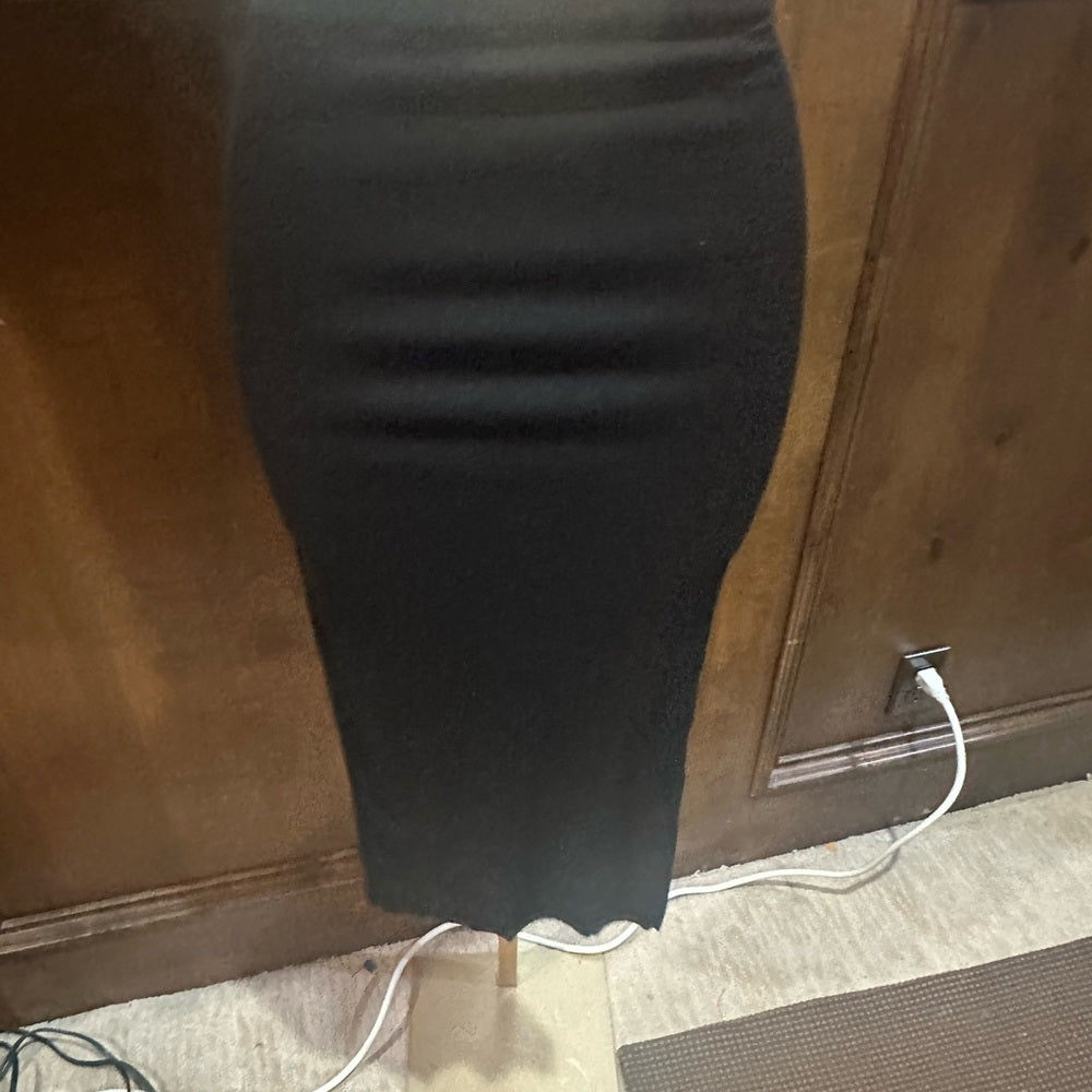 NWT SIZE XS Cotton Citizen Elegant Black Midi Skirt