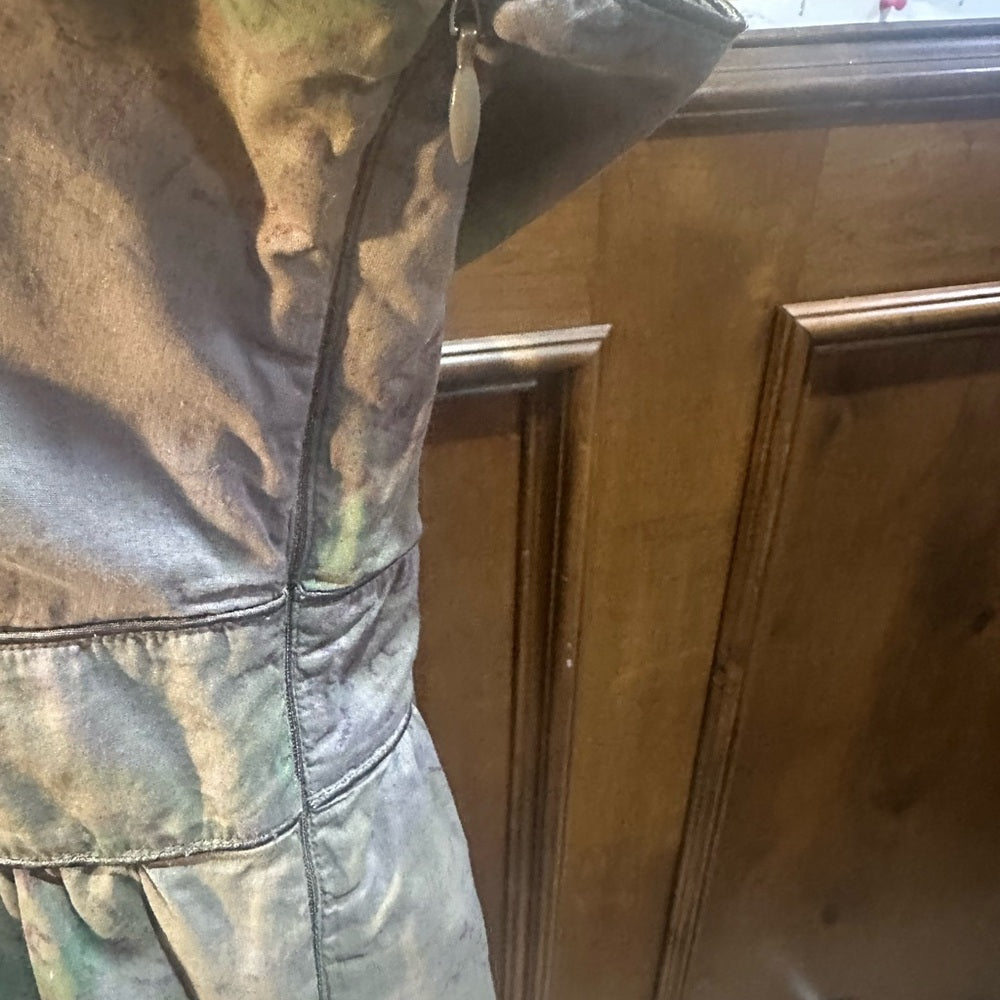 SIZE 8 Free People Green Sleeveless Mini Dress with Front Detail