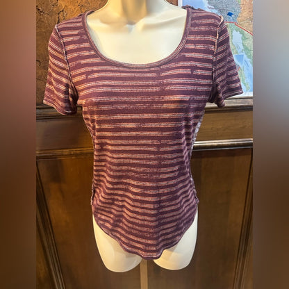 NWOT SIZE L Anthropologie Plum and Pink Striped Short Sleeve Tee