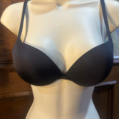 NWT SIZE 32C SKIMS Elegant Black Bra