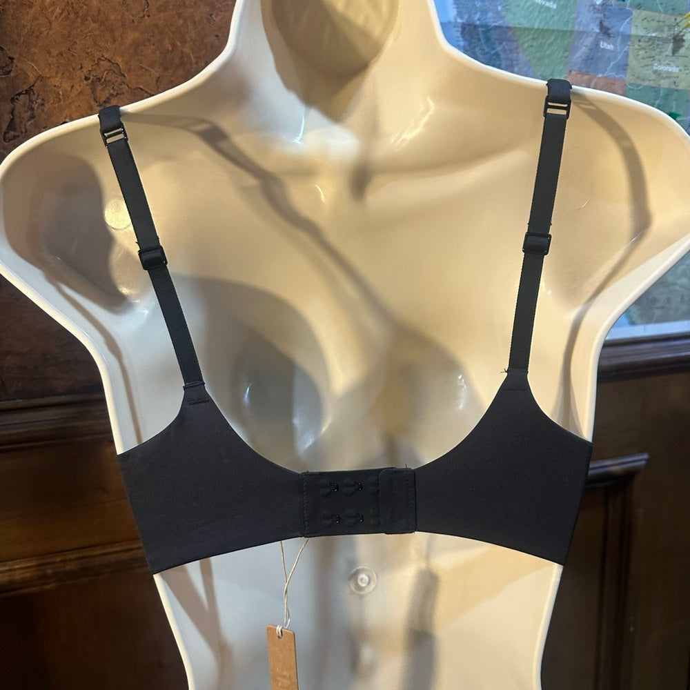 NWT SIZE 32C SKIMS Elegant Black Bra