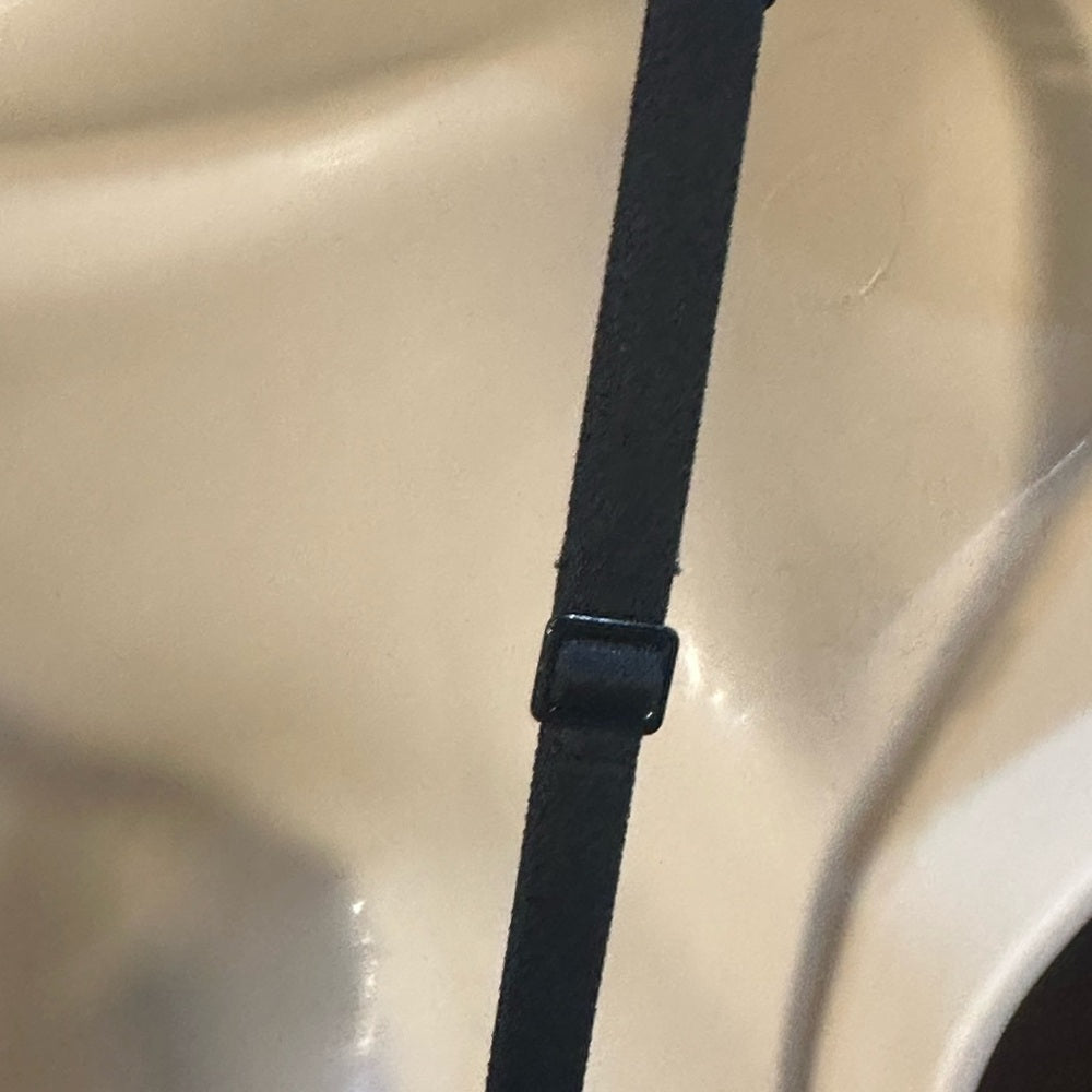 NWT SIZE 32C SKIMS Elegant Black Bra