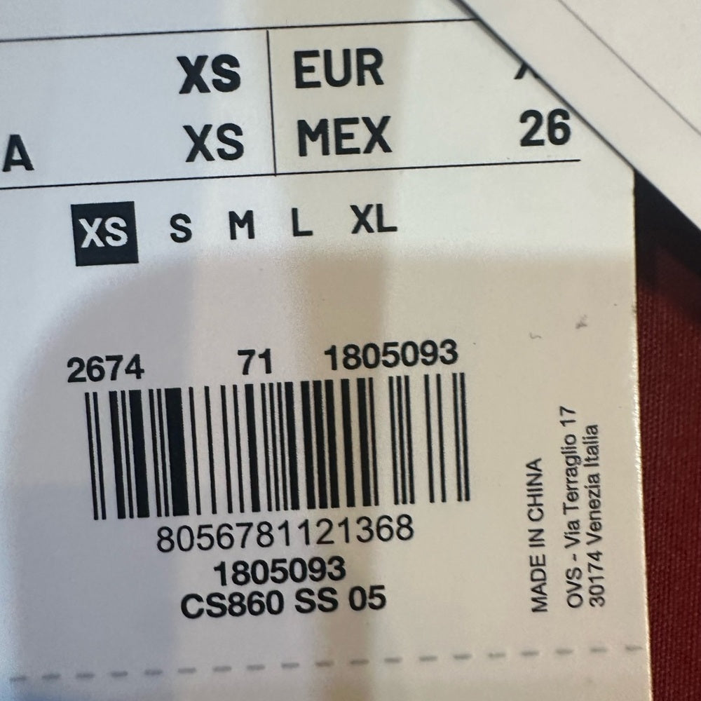 NWT SIZE XS Piombo Sleeveless Black Top with White Detailing