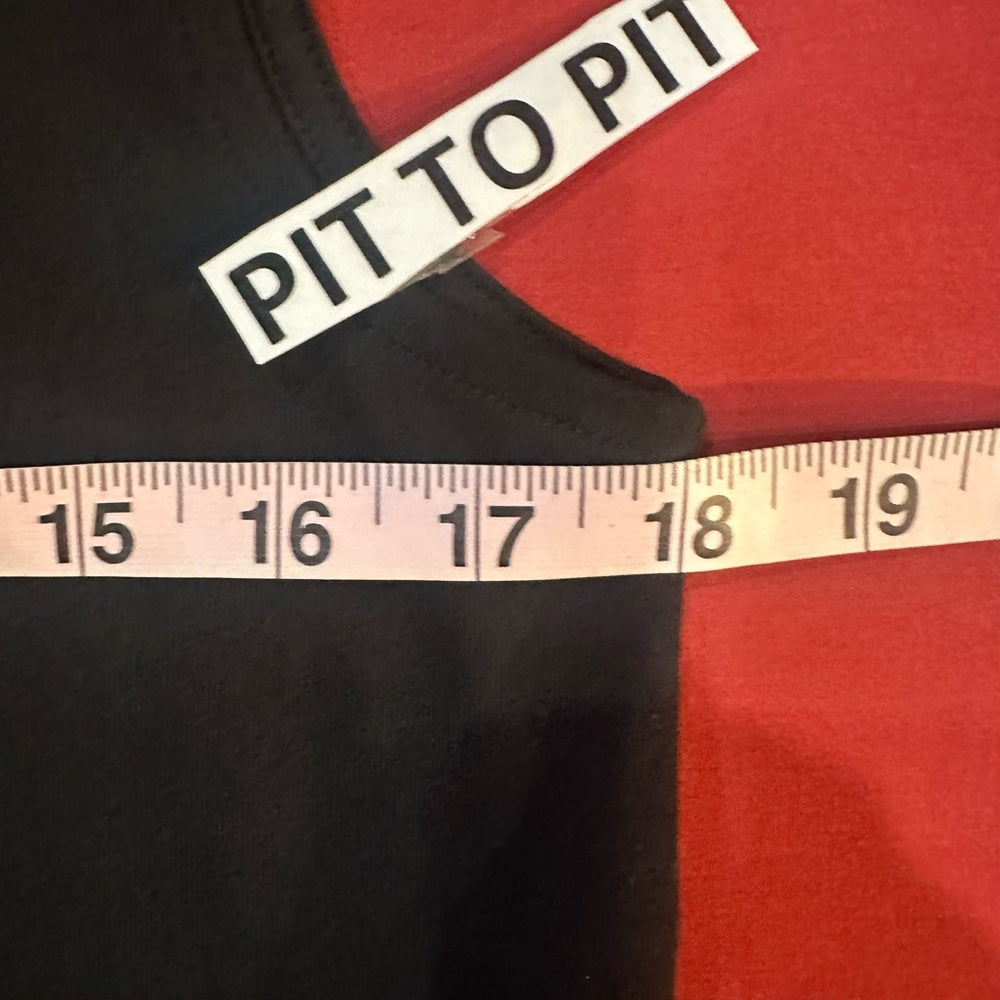 NWT SIZE XS Piombo Sleeveless Black Top with White Detailing