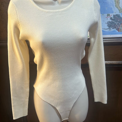 NWT SIZE M LBLC the Label White Long Sleeve Bodysuit