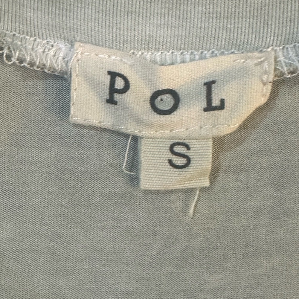 NWOT SIZE S WILL FIT UP TO A L POL Green and White Gradient Short Sleeve Tee