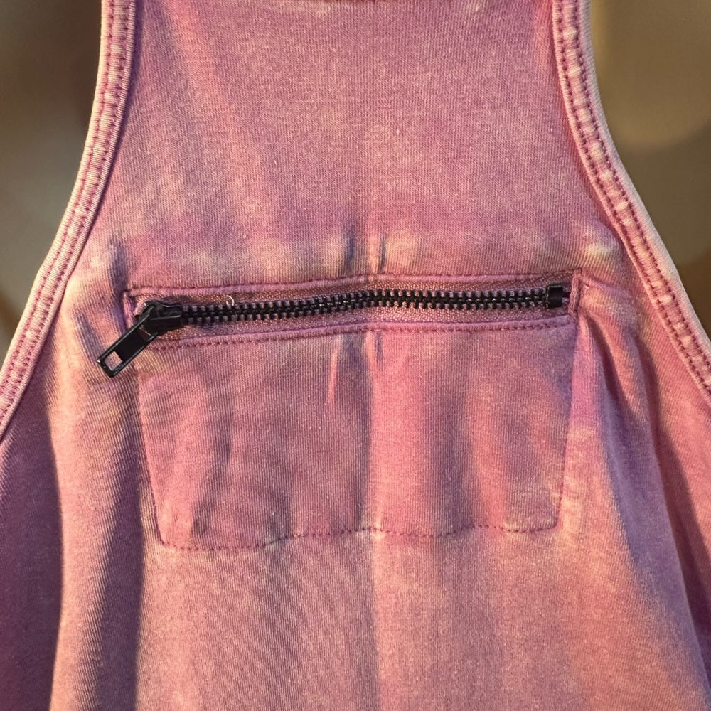 NWOT SIZE S/M will fit up to XL Zenana Outfitters Pink Cropped Jumpsuit