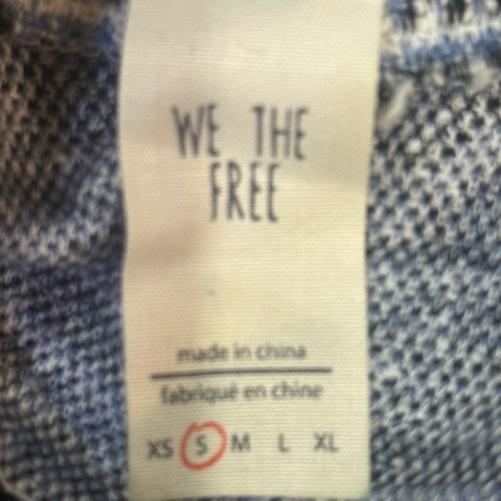 SIZE S WILL FIT UP TO AN XL We The Free Black and White Patterned Sweater