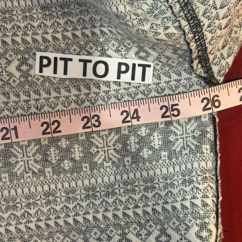 SIZE S WILL FIT UP TO AN XL We The Free Black and White Patterned Sweater