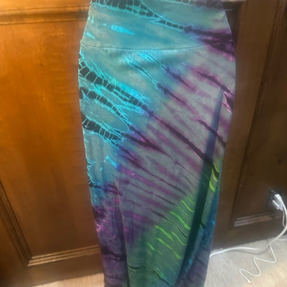 NWOT SIZE OS Advance Apparels Multicolor Maxi Skirt