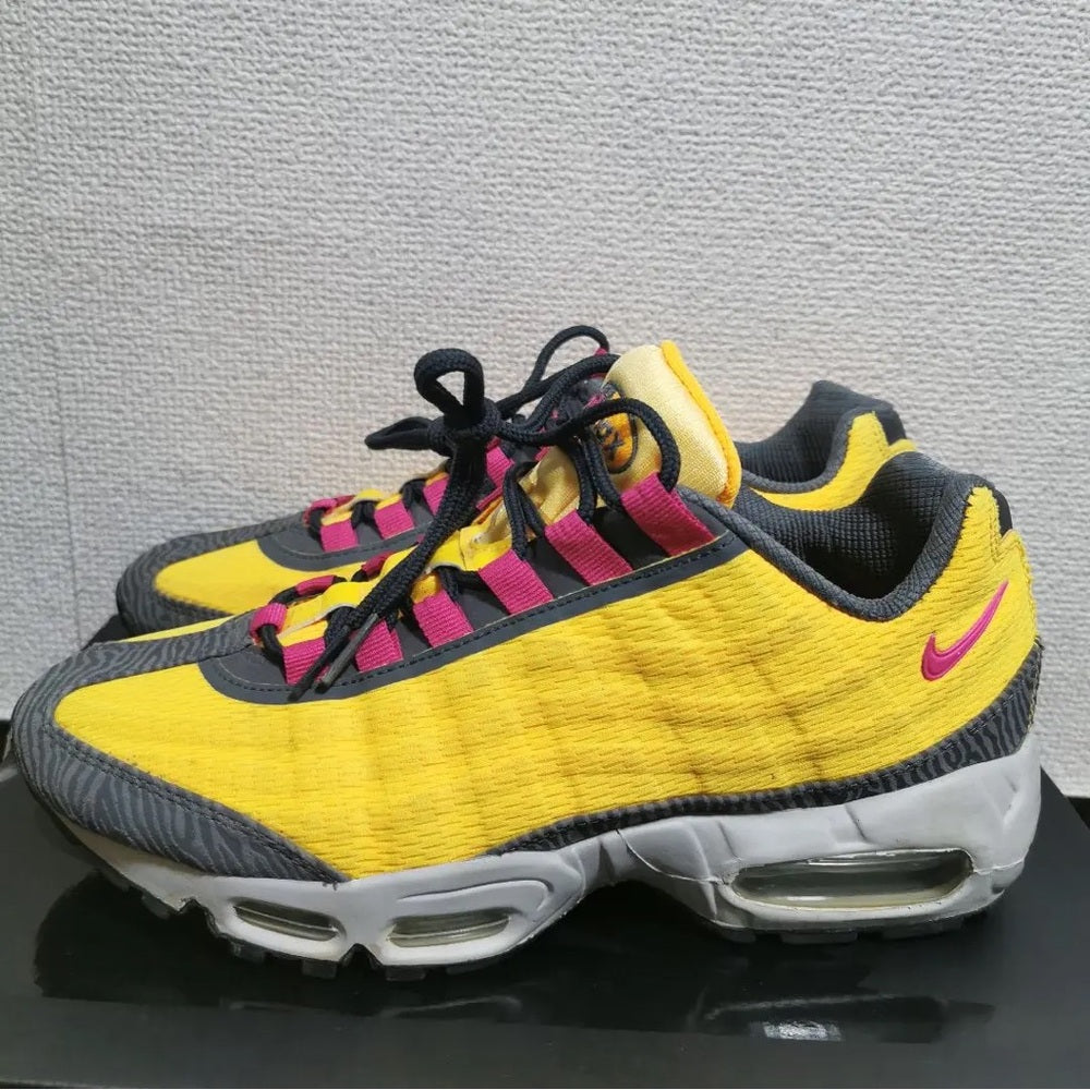 346. SIZE 13 Nike Air Max Yellow and Pink Sneakers